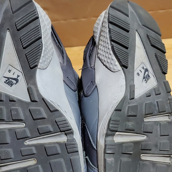 Nike Huarache Men's 7.5 - Picture 2 of 4